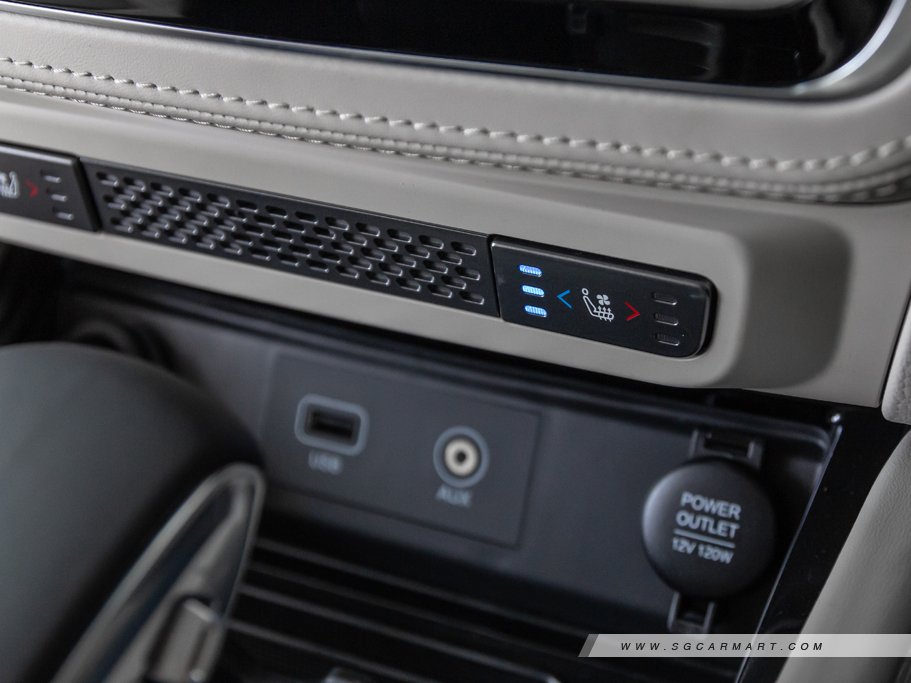 https://i.i-sgcm.com/new_cars/cars/12256/12256_g93