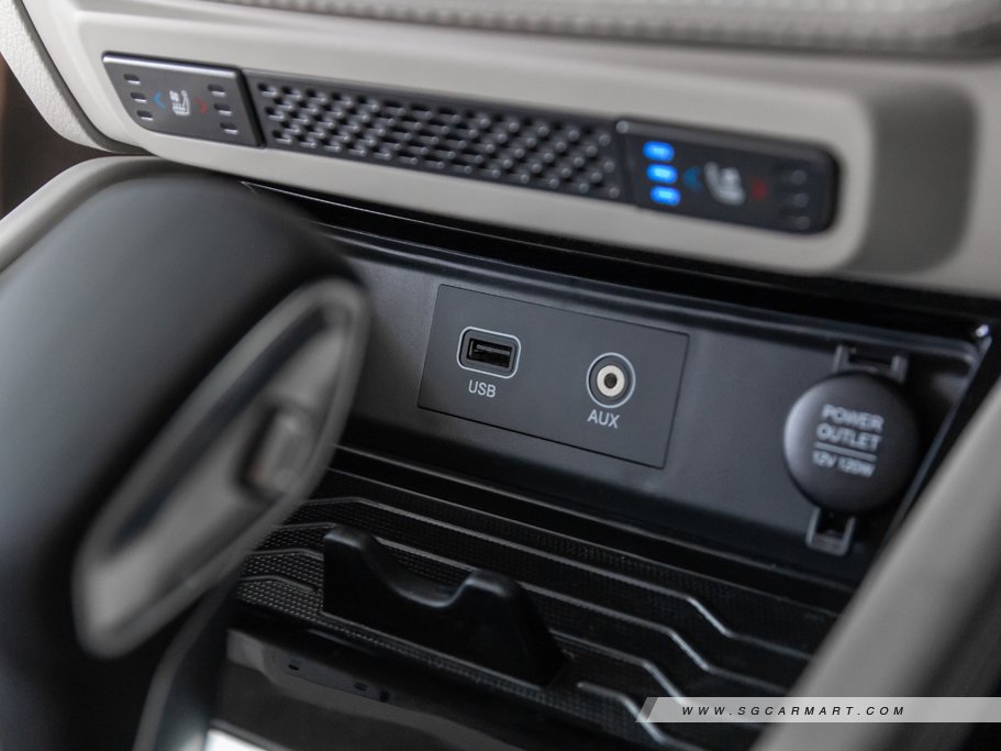 https://i.i-sgcm.com/new_cars/cars/12256/12256_g94