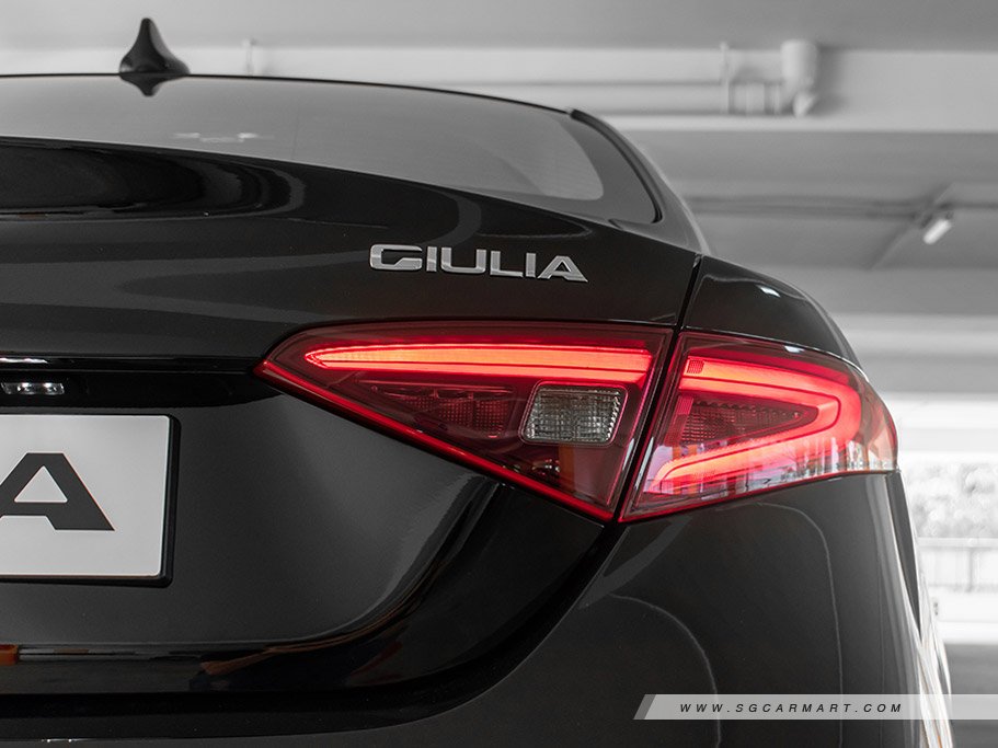 https://i.i-sgcm.com/new_cars/cars/12258/12258_g14