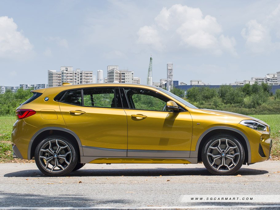 https://i.i-sgcm.com/new_cars/cars/12262/12262_g18