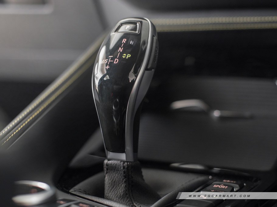 https://i.i-sgcm.com/new_cars/cars/12262/12262_g37