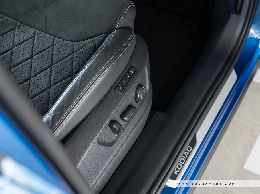 https://i.i-sgcm.com/new_cars/cars/12264/12264_g110