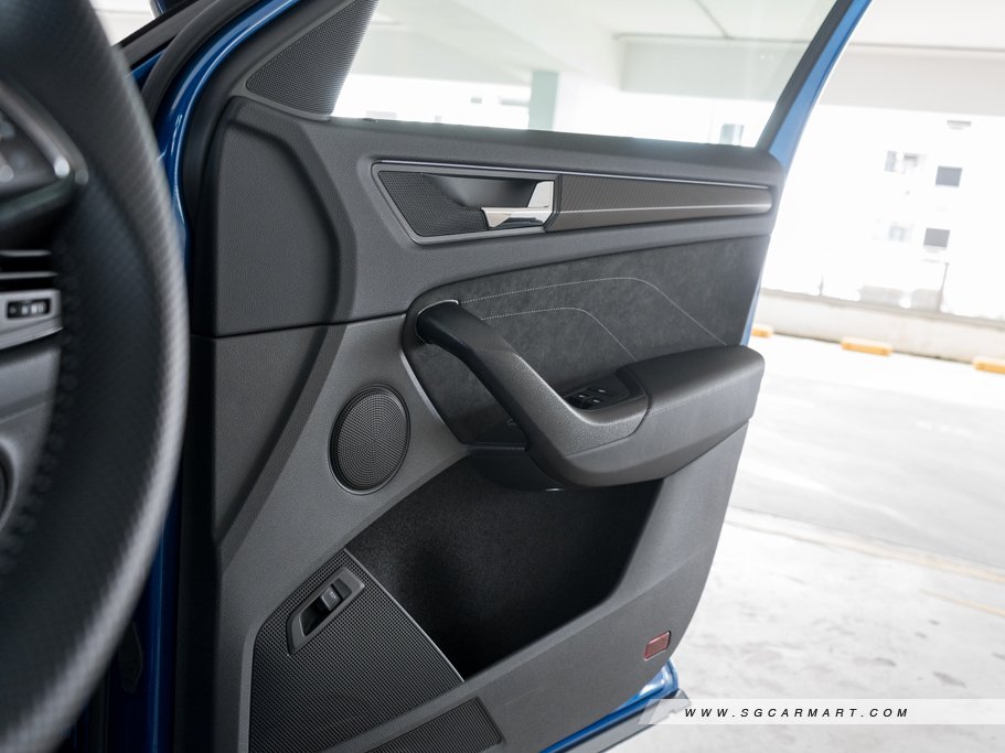 https://i.i-sgcm.com/new_cars/cars/12264/12264_g111