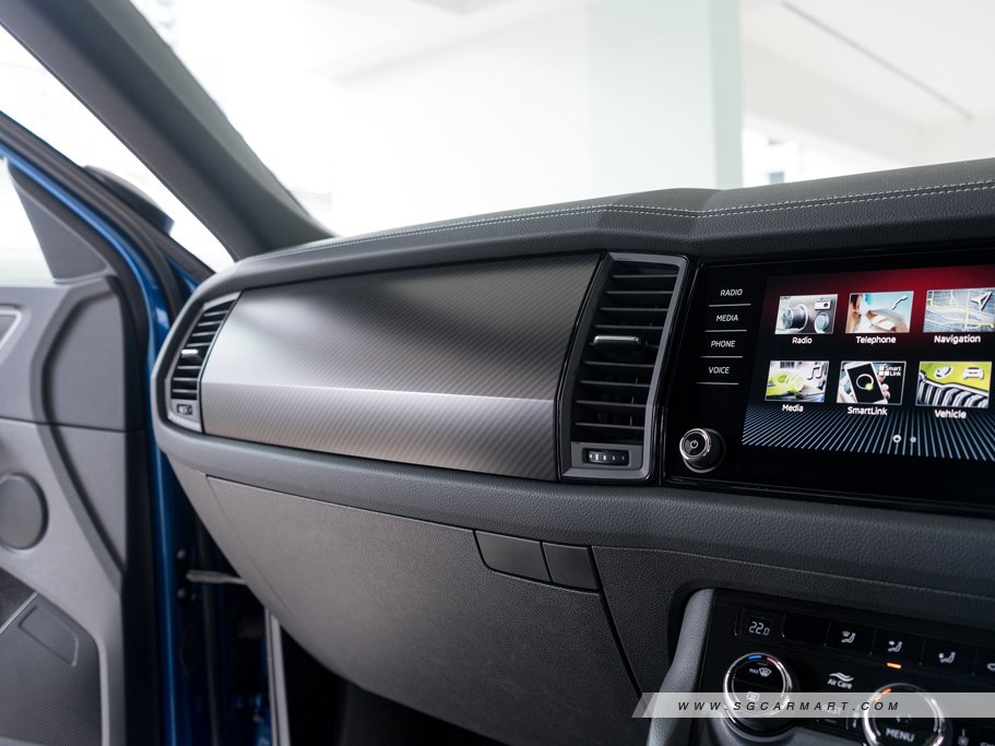 https://i.i-sgcm.com/new_cars/cars/12264/12264_g117