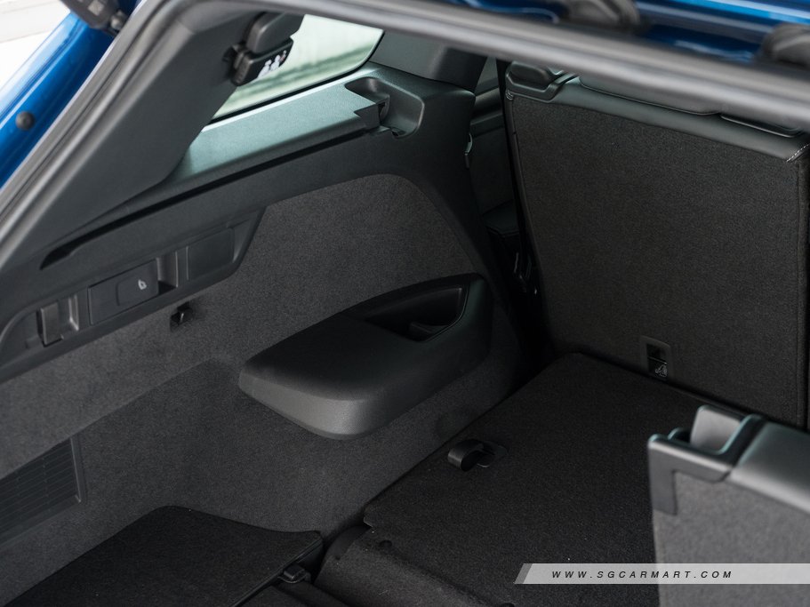 https://i.i-sgcm.com/new_cars/cars/12264/12264_g123