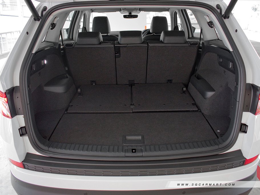 https://i.i-sgcm.com/new_cars/cars/12264/12264_g34