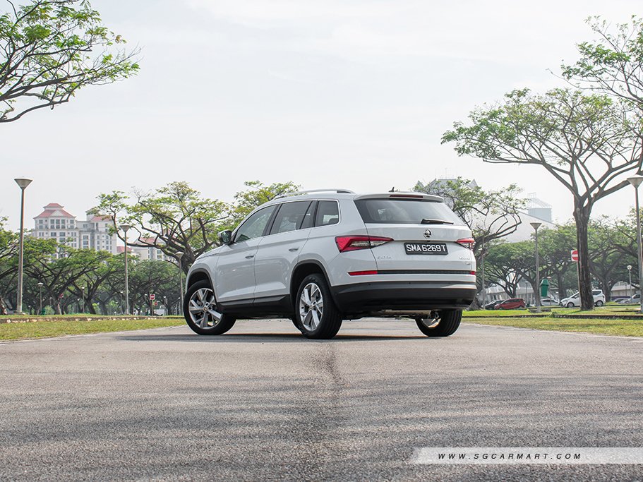 https://i.i-sgcm.com/new_cars/cars/12264/12264_g7