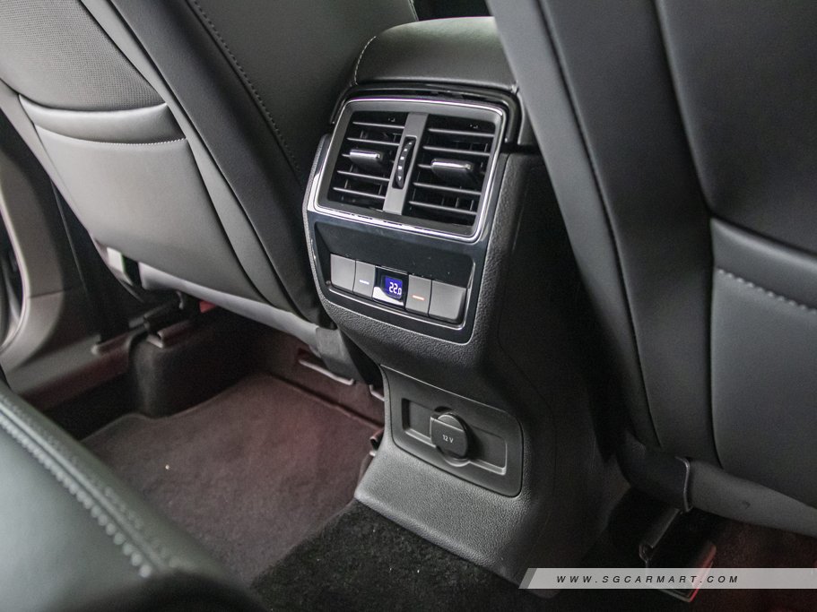 https://i.i-sgcm.com/new_cars/cars/12264/12264_g86