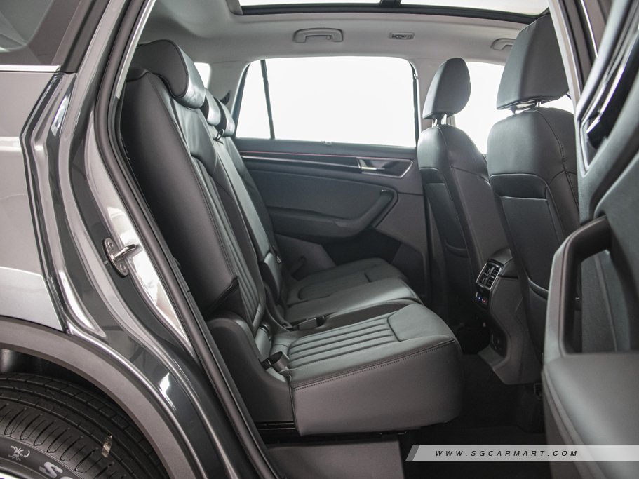 https://i.i-sgcm.com/new_cars/cars/12264/12264_g89