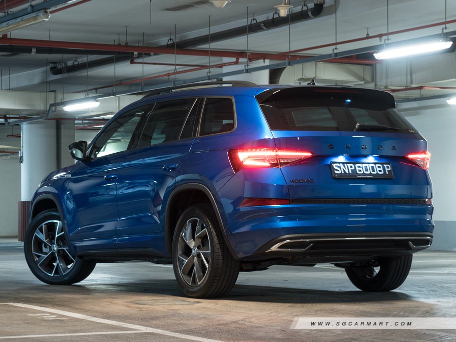 https://i.i-sgcm.com/new_cars/cars/12264/12264_g95