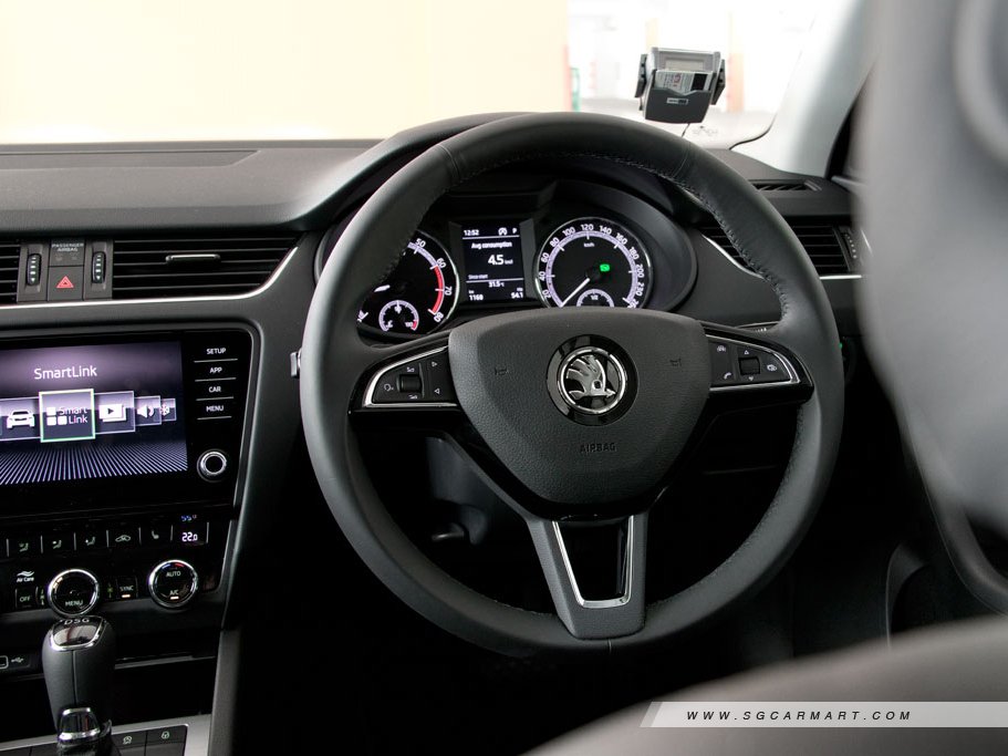 https://i.i-sgcm.com/new_cars/cars/12265/12265_g23