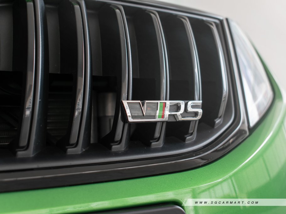 https://i.i-sgcm.com/new_cars/cars/12265/12265_g54