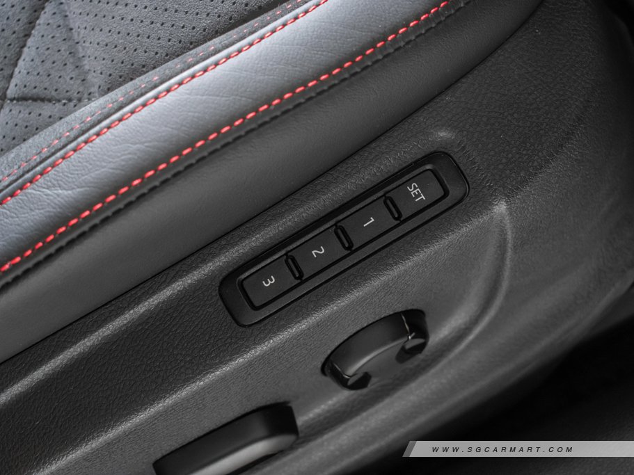https://i.i-sgcm.com/new_cars/cars/12265/12265_g73