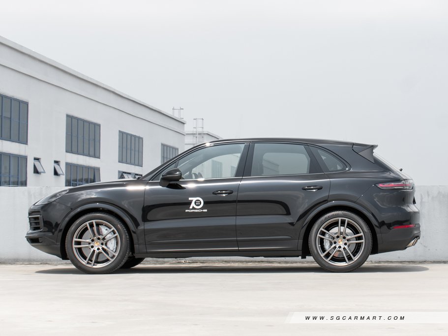 https://i.i-sgcm.com/new_cars/cars/12270/12270_g19