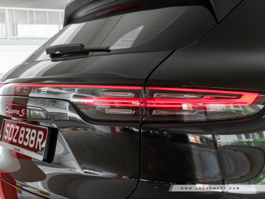 https://i.i-sgcm.com/new_cars/cars/12270/12270_g26