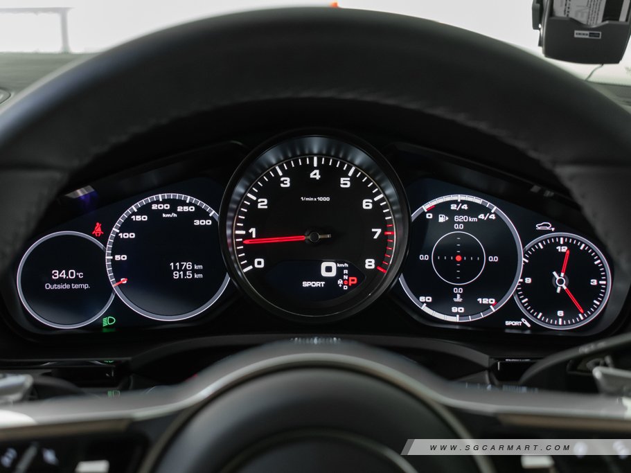 https://i.i-sgcm.com/new_cars/cars/12270/12270_g32