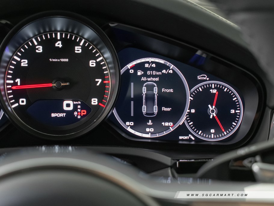 https://i.i-sgcm.com/new_cars/cars/12270/12270_g35