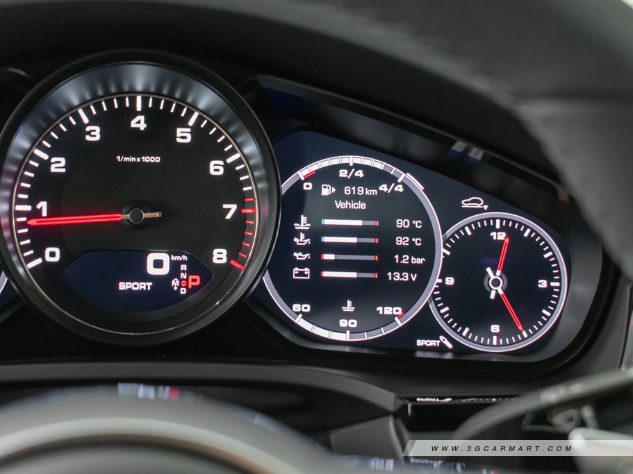 https://i.i-sgcm.com/new_cars/cars/12270/12270_g36