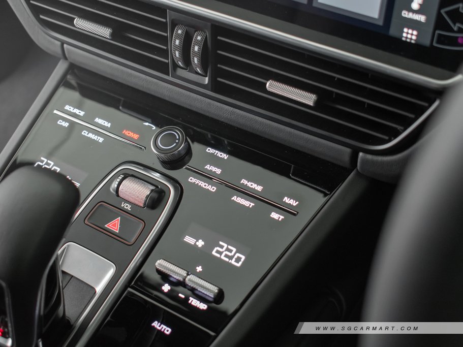 https://i.i-sgcm.com/new_cars/cars/12270/12270_g43