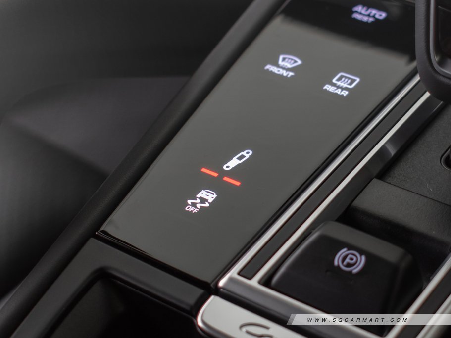 https://i.i-sgcm.com/new_cars/cars/12270/12270_g44
