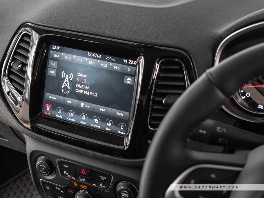 https://i.i-sgcm.com/new_cars/cars/12279/12279_g25