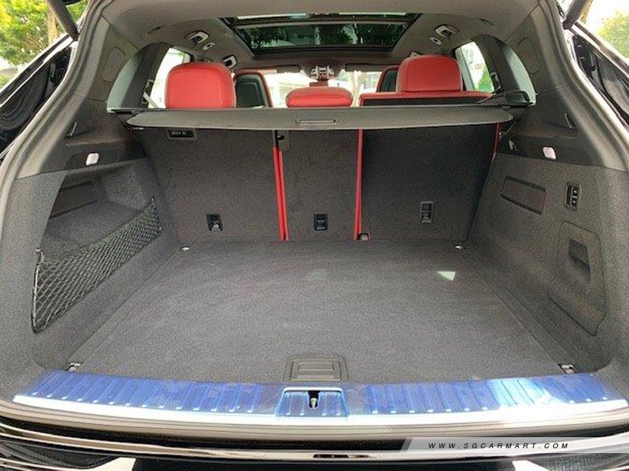 https://i.i-sgcm.com/new_cars/cars/12282/12282_g100