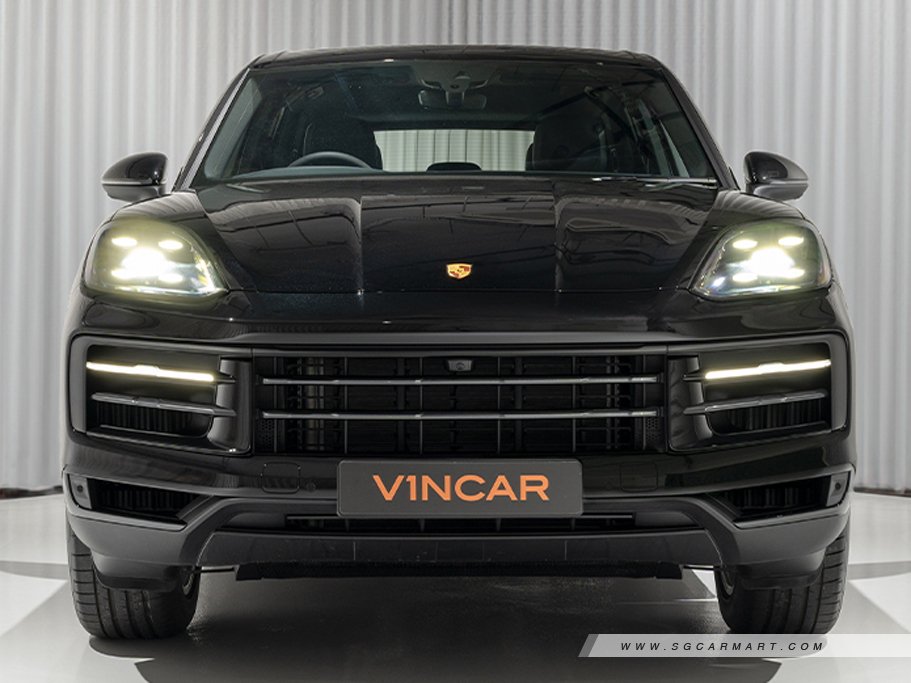 https://i.i-sgcm.com/new_cars/cars/12282/12282_g102
