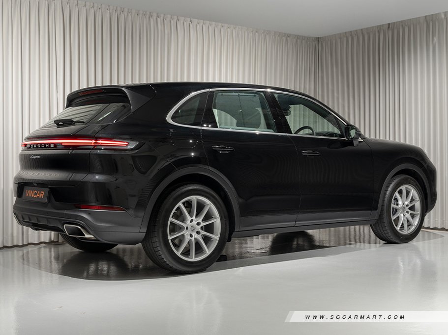 https://i.i-sgcm.com/new_cars/cars/12282/12282_g103