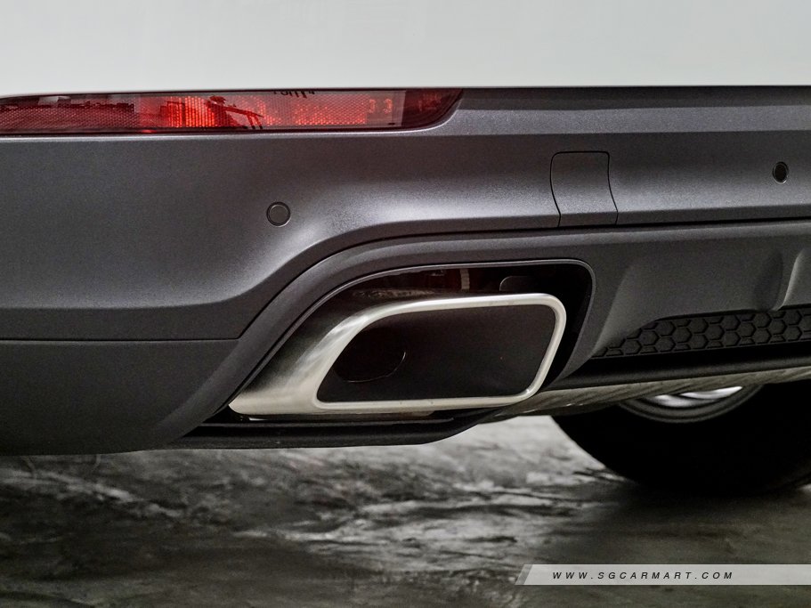 https://i.i-sgcm.com/new_cars/cars/12282/12282_g10