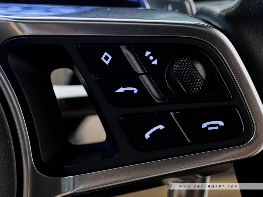 https://i.i-sgcm.com/new_cars/cars/12282/12282_g25