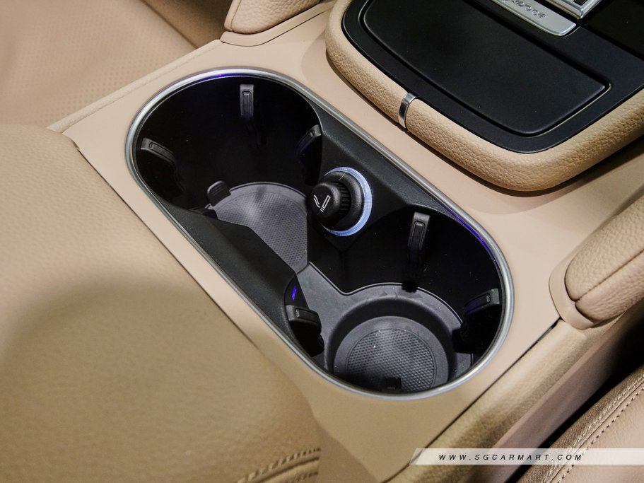 https://i.i-sgcm.com/new_cars/cars/12282/12282_g41