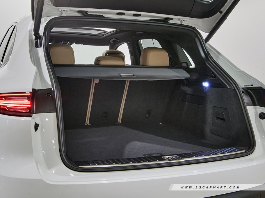 https://i.i-sgcm.com/new_cars/cars/12282/12282_g44