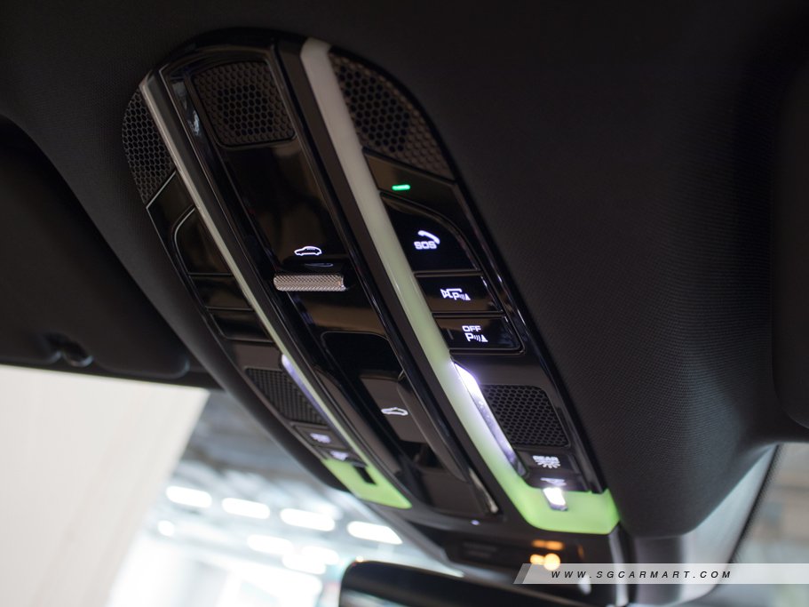 https://i.i-sgcm.com/new_cars/cars/12282/12282_g59