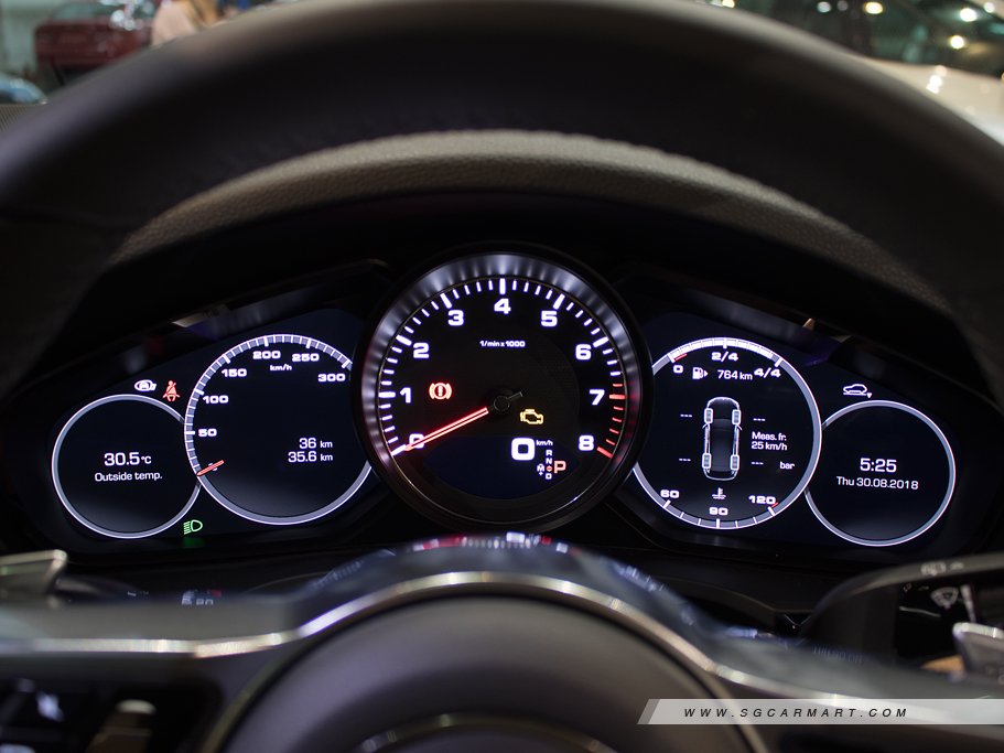 https://i.i-sgcm.com/new_cars/cars/12282/12282_g62