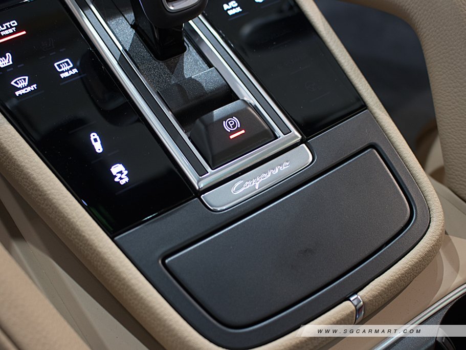 https://i.i-sgcm.com/new_cars/cars/12282/12282_g73