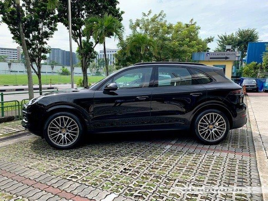 https://i.i-sgcm.com/new_cars/cars/12282/12282_g82