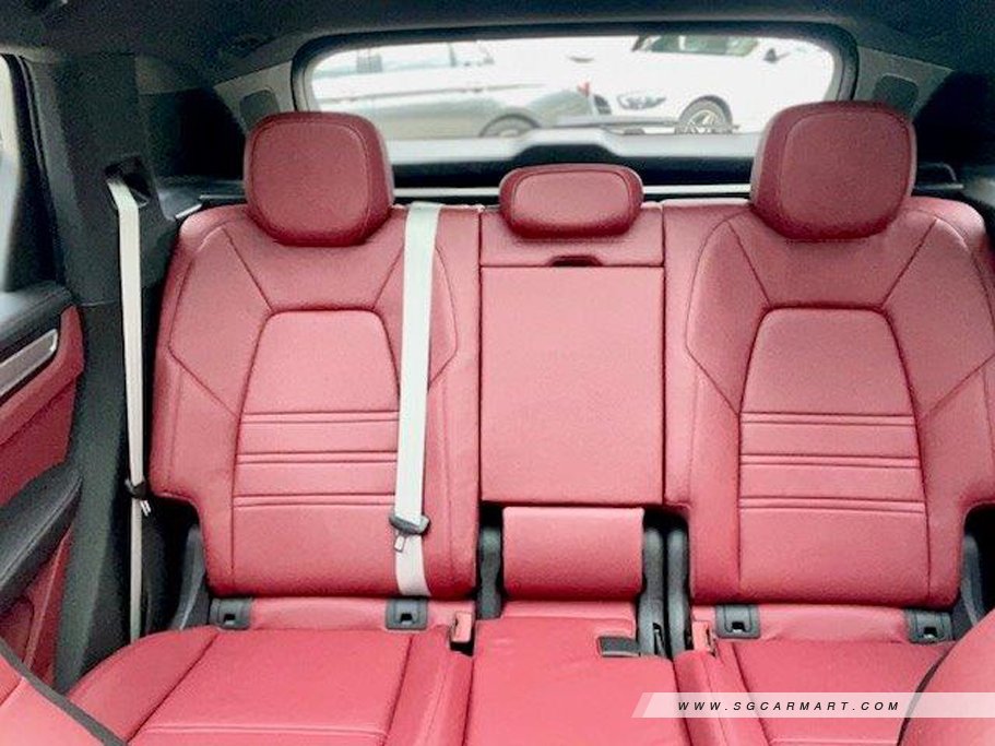 https://i.i-sgcm.com/new_cars/cars/12282/12282_g97
