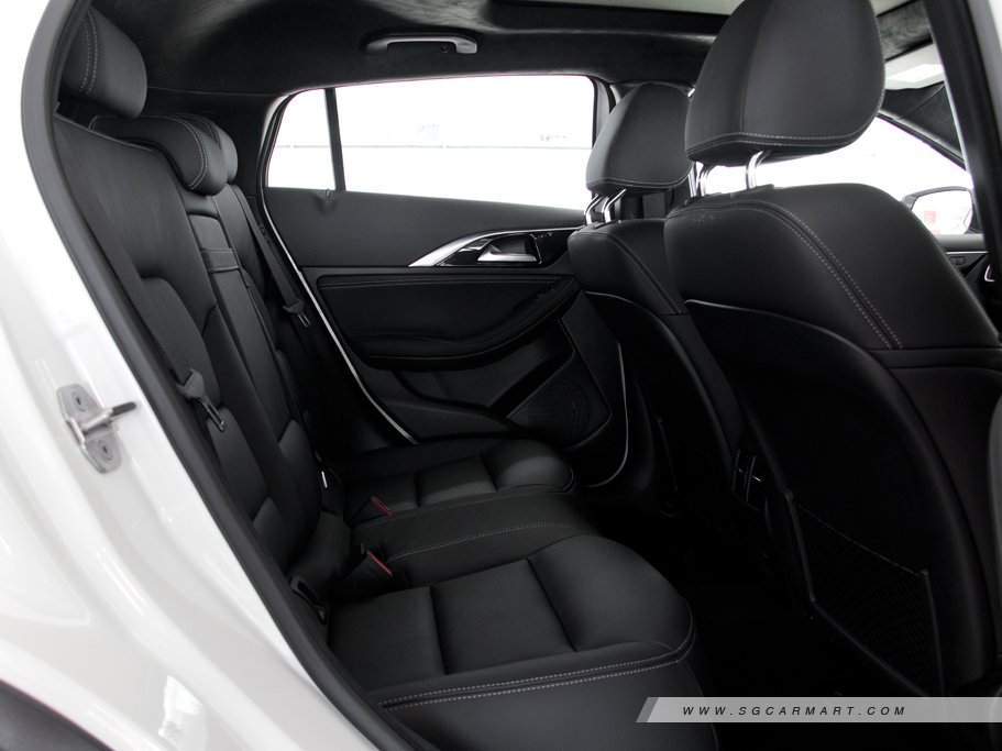 https://i.i-sgcm.com/new_cars/cars/12293/12293_g24