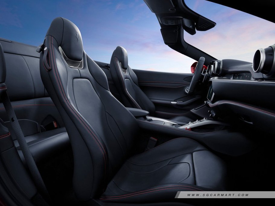 https://i.i-sgcm.com/new_cars/cars/12295/12295_g25