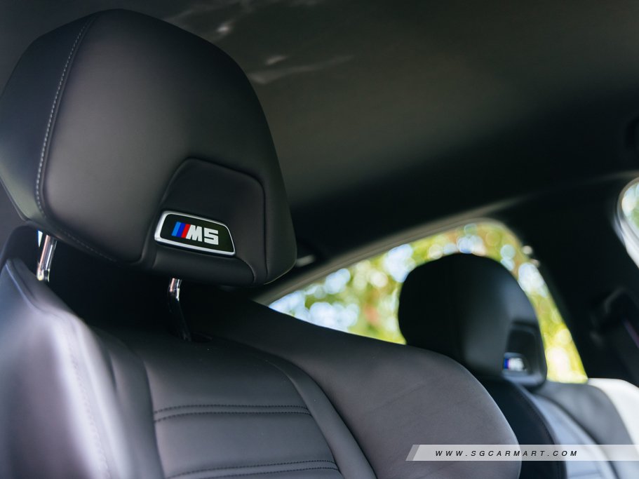 BMW M5 Sedan 20