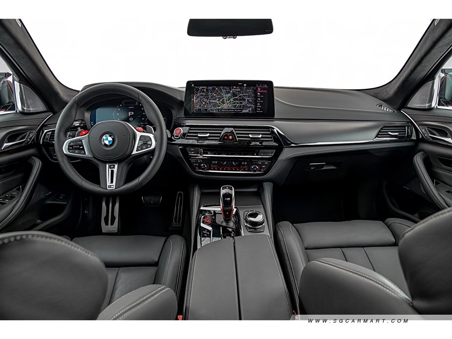 BMW M5 Sedan 23