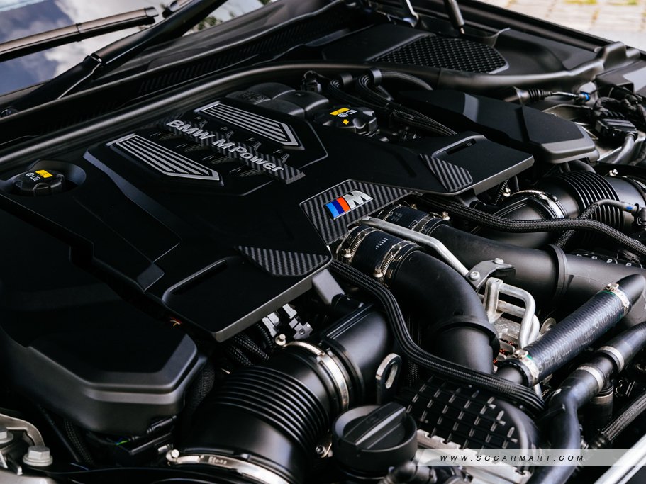 BMW M5 Sedan 25
