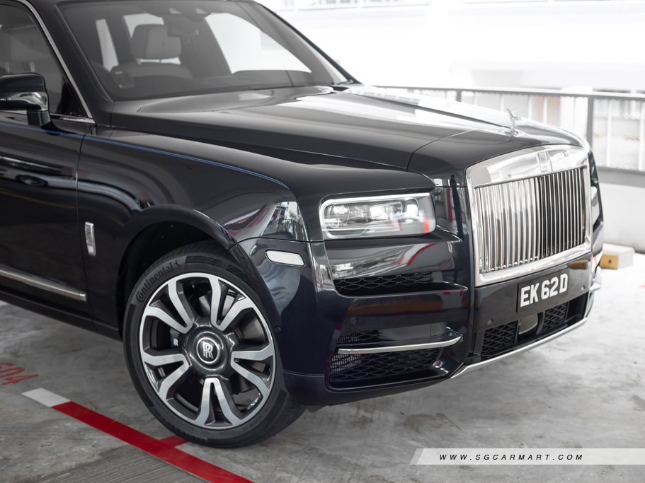 https://i.i-sgcm.com/new_cars/cars/12299/12299_g25