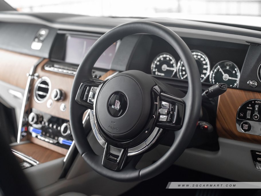 https://i.i-sgcm.com/new_cars/cars/12299/12299_g32