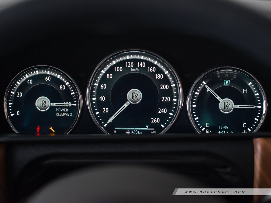 https://i.i-sgcm.com/new_cars/cars/12299/12299_g37