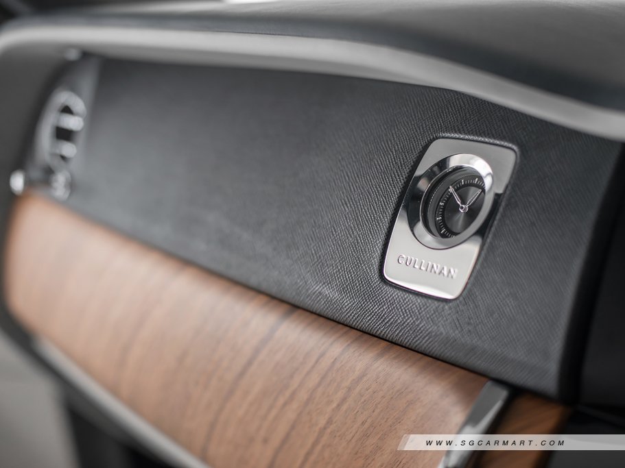 https://i.i-sgcm.com/new_cars/cars/12299/12299_g50