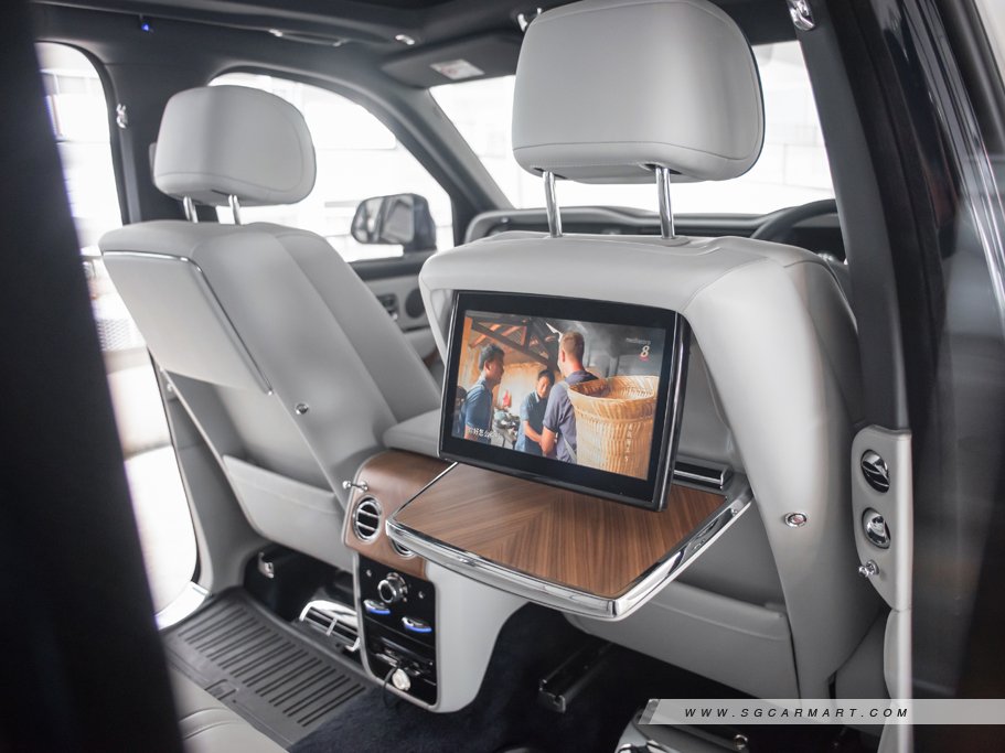 https://i.i-sgcm.com/new_cars/cars/12299/12299_g59