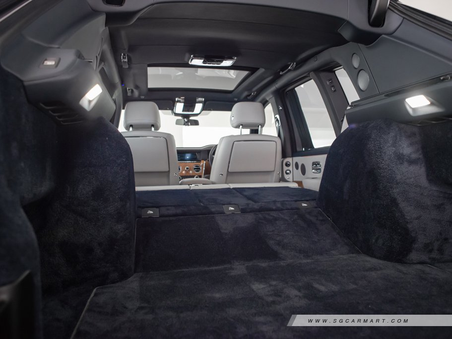 https://i.i-sgcm.com/new_cars/cars/12299/12299_g61