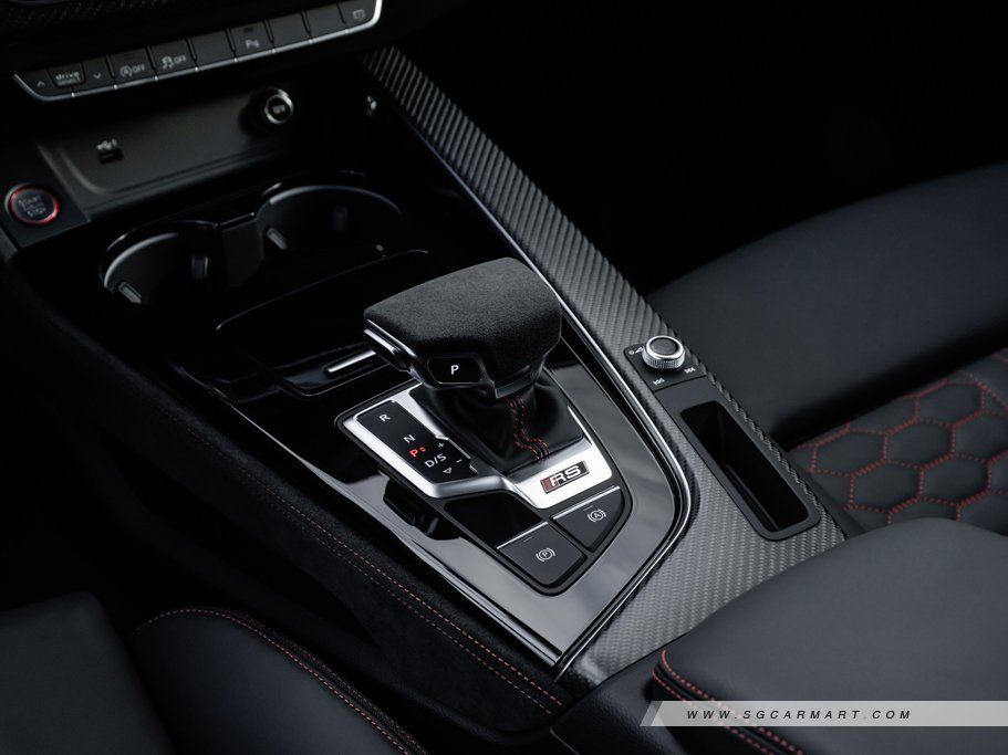 https://i.i-sgcm.com/new_cars/cars/12300/12300_g46