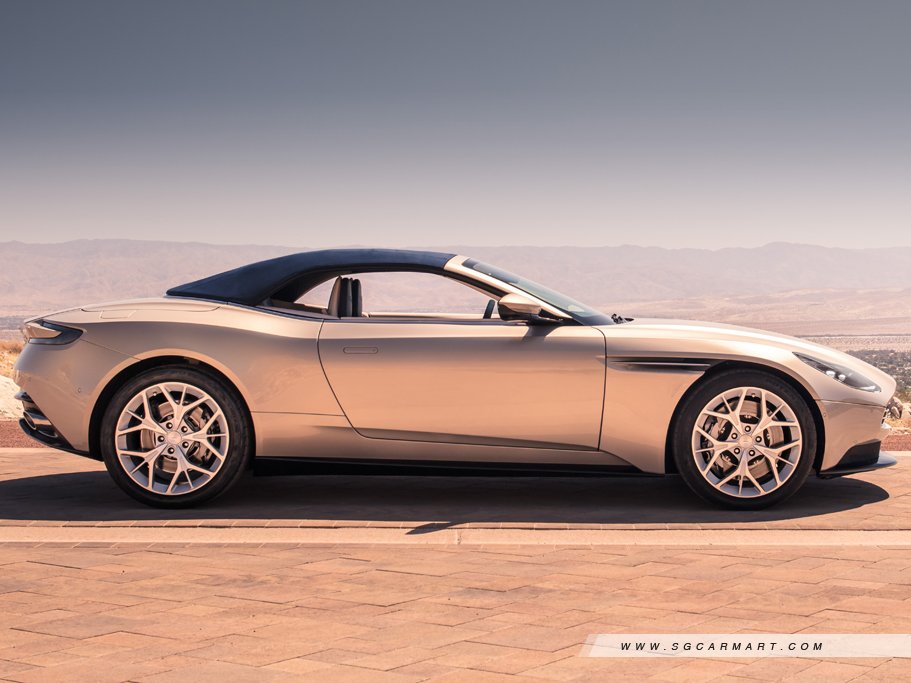 https://i.i-sgcm.com/new_cars/cars/12303/12303_g4